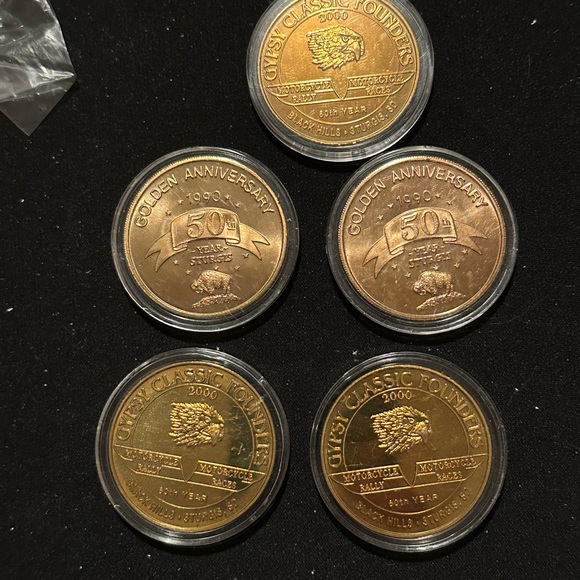 5 Sturgis 1990 and 2000 anniversary medallions - Picture 2 of 5